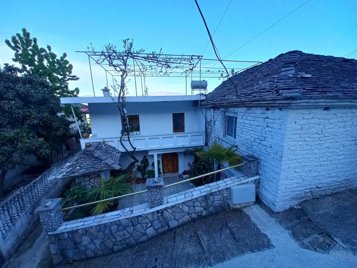 Sokolli Pensión Gjirokastër